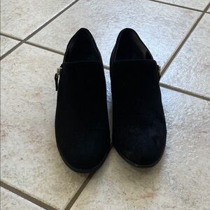 Dr. Scholl's Black Ankle Booties